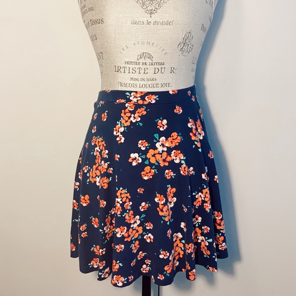 🦋 Floral Skirt